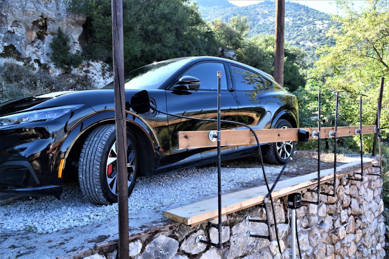 Вилла Μικρή Πέτρινη Μεζονέτα 2 Lilaia Экстерьер фото